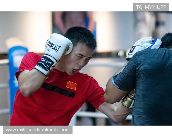 徐灿训练完直接去夜市撸串，这反差谁懂啊